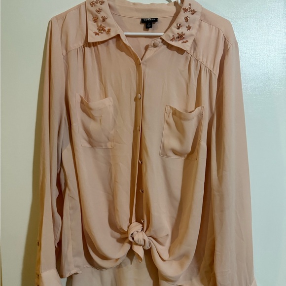 Torrid Blush Button Down Shirt with Embellished Collar - Picture 1 of 4